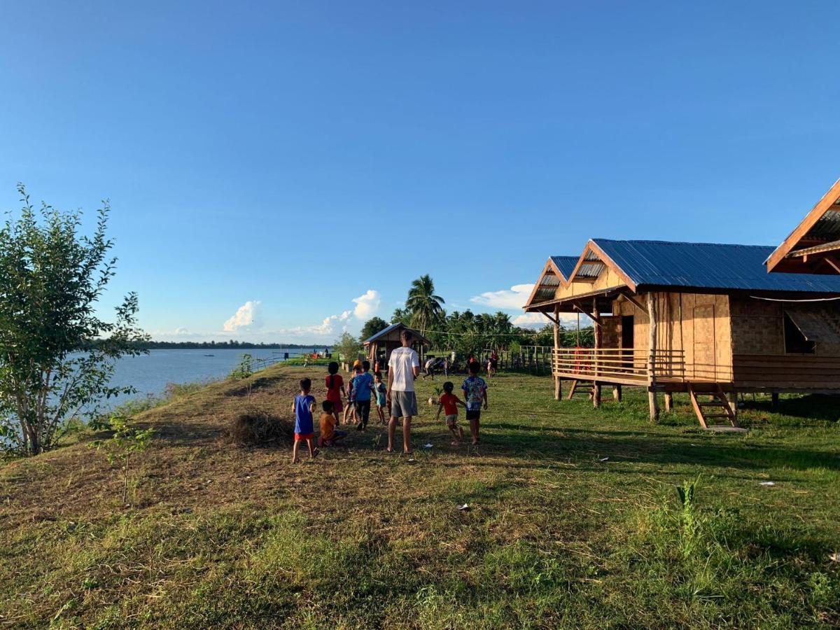 Vera Sunset Homestay Local Experience With Lao Family เมืองโขง ภายนอก รูปภาพ