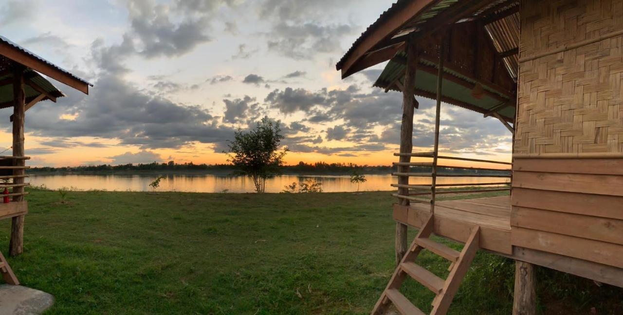 Vera Sunset Homestay Local Experience With Lao Family เมืองโขง ภายนอก รูปภาพ