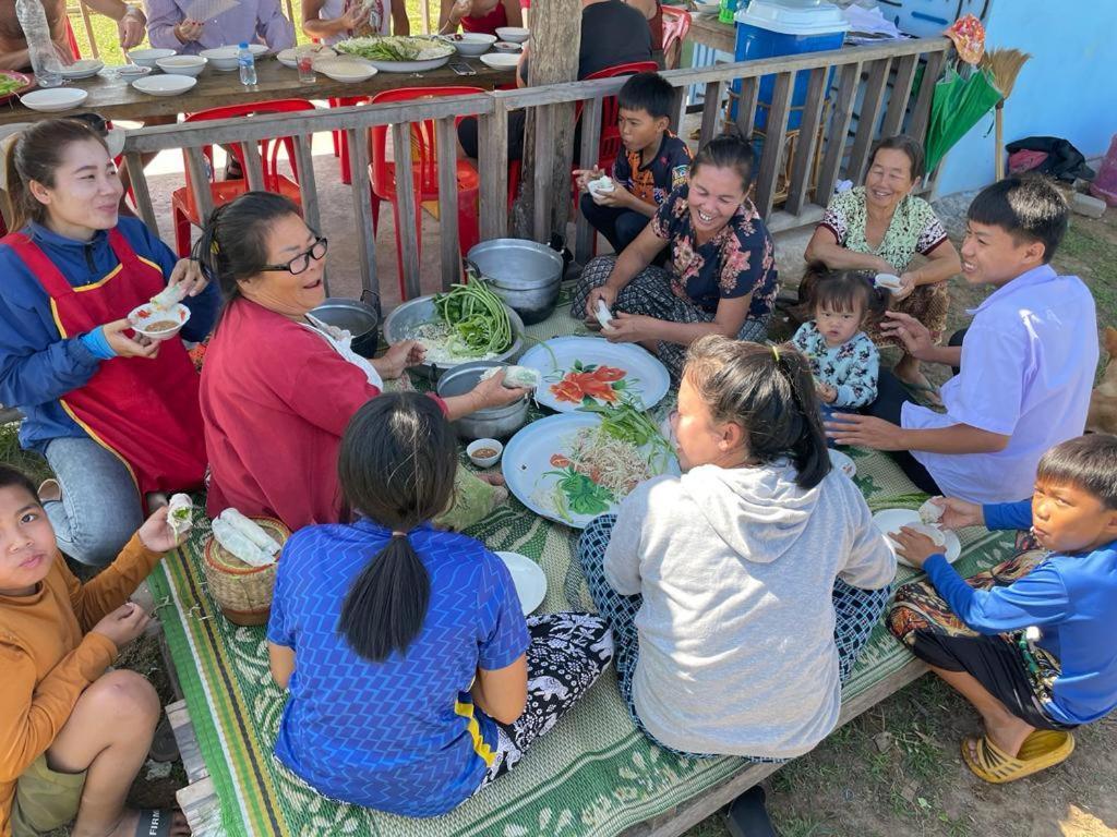 Vera Sunset Homestay Local Experience With Lao Family เมืองโขง ภายนอก รูปภาพ