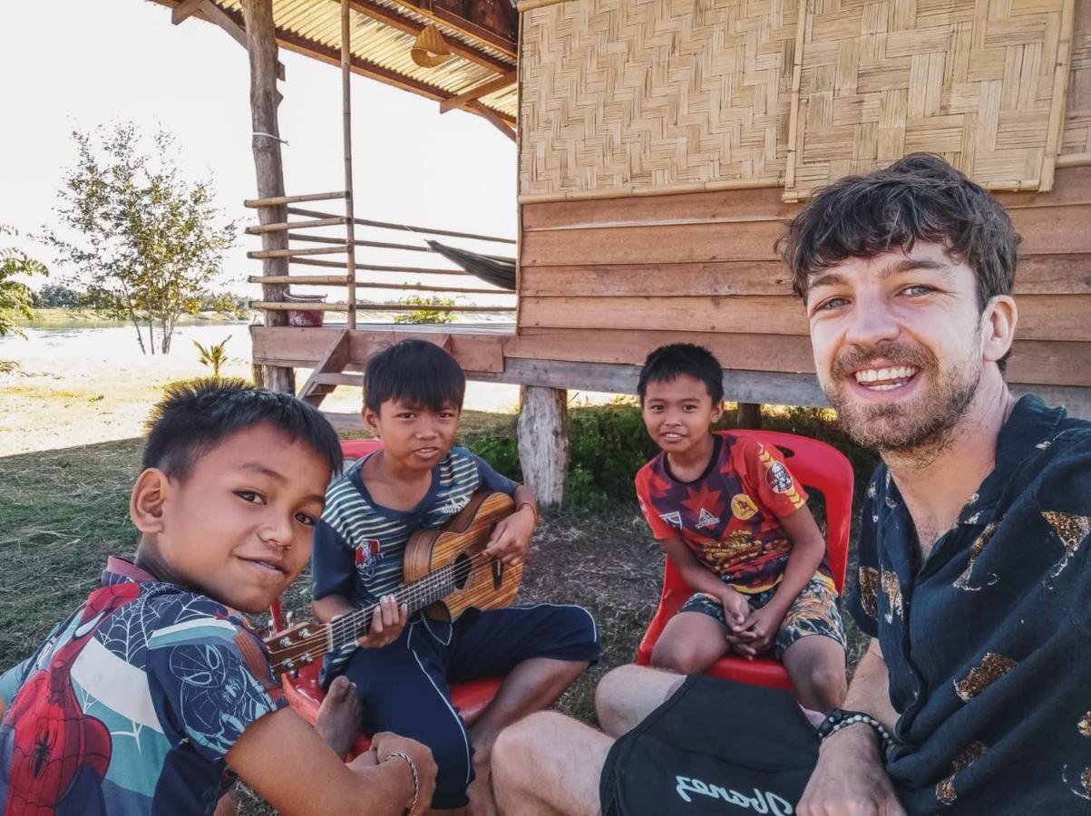 Vera Sunset Homestay Local Experience With Lao Family เมืองโขง ภายนอก รูปภาพ